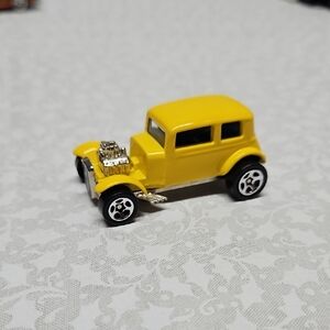 Hot Wheels Vintage Yellow '32 Ford Vicky Promo? Mail-A-Way?